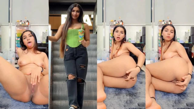 Indian influencer Monika Oberoy rubs her juicy pussy and presses her big boobs with audio