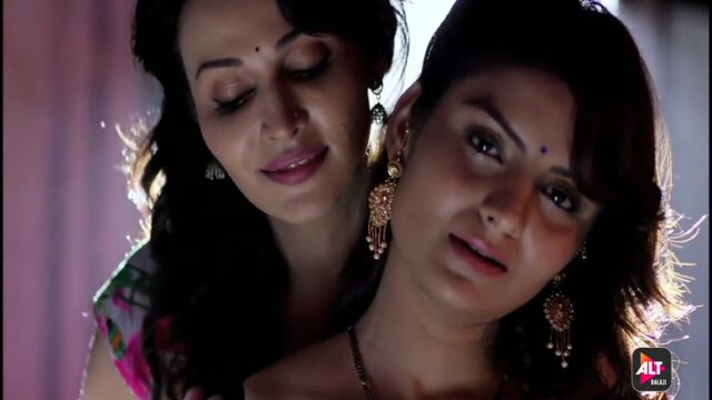 Anveshi Jain Lesbian, Breasts Scene in Gandi Baat